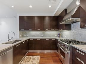 200 Congress Ave 14A, Austin TX 78701