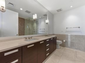 200 Congress Ave 14A, Austin TX 78701