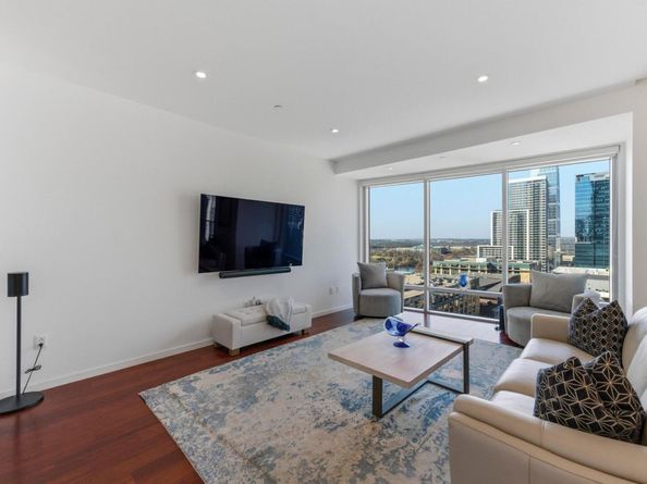 200 Congress Ave 14A, Austin TX 78701