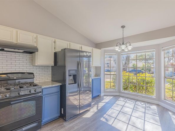 1100 Briargate DR, Austin TX 78753