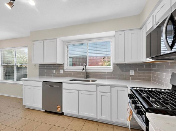 13105 Bidwell DR, Austin TX 78729