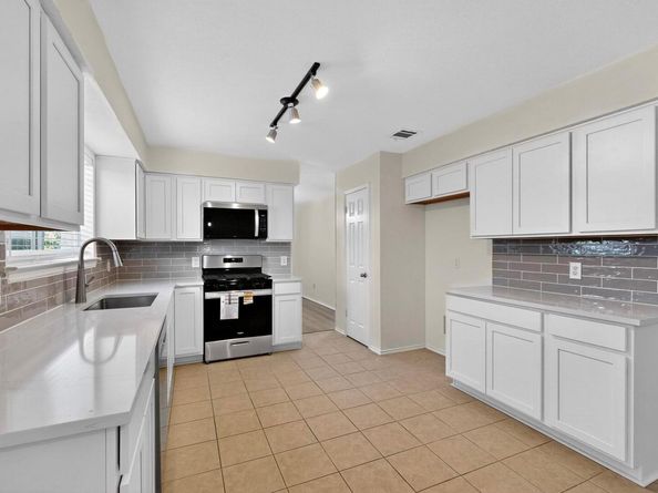 13105 Bidwell DR, Austin TX 78729