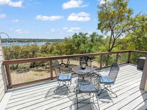 161 Comanche DR, Point Venture TX 78645