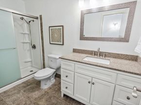 161 Comanche DR, Point Venture TX 78645