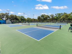 161 Comanche DR, Point Venture TX 78645