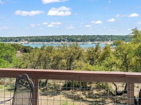 161 Comanche DR, Point Venture TX 78645