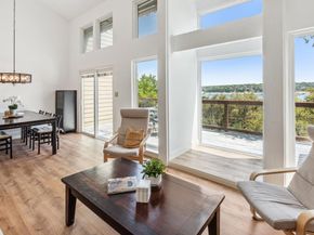 161 Comanche DR, Point Venture TX 78645