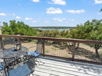 161 Comanche DR