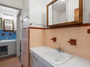 2004 Griswold LN, Austin TX 78703