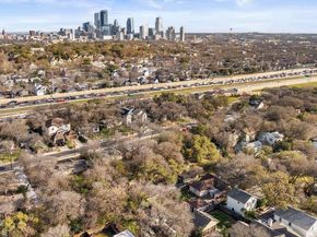 2004 Griswold LN, Austin TX 78703