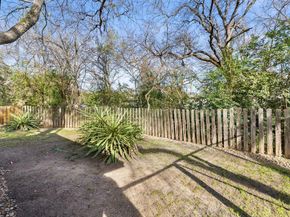 2004 Griswold LN, Austin TX 78703