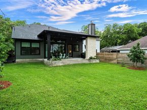 2212 Holly ST, Austin TX 78702
