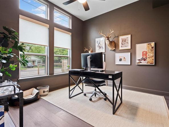 2212 Holly ST, Austin TX 78702