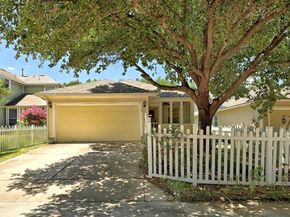 1049 King Cotton LN, Round Rock TX 78664