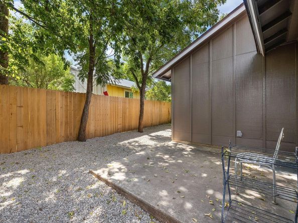 6203 Berkett CV A & B, Austin TX 78745