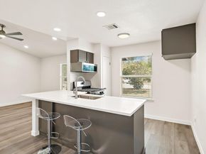 6203 Berkett CV A & B, Austin TX 78745