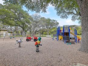 4711 Fieldstone DR, Austin TX 78735