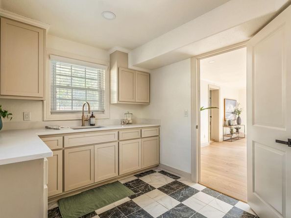 3801 Avenue H, Austin TX 78751