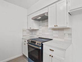 6602 Boleynwood DR, Austin TX 78745