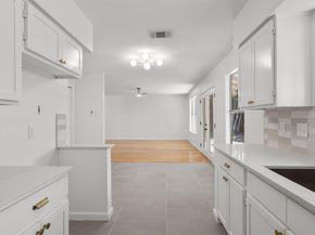 6602 Boleynwood DR, Austin TX 78745