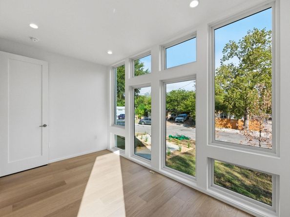 4305 Mount Vernon DR, Austin TX 78745