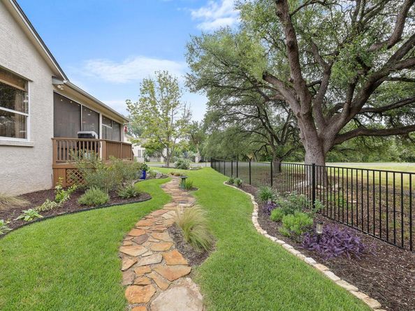 131 Whippoorwill WAY, Georgetown TX 78633