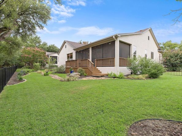 131 Whippoorwill WAY, Georgetown TX 78633