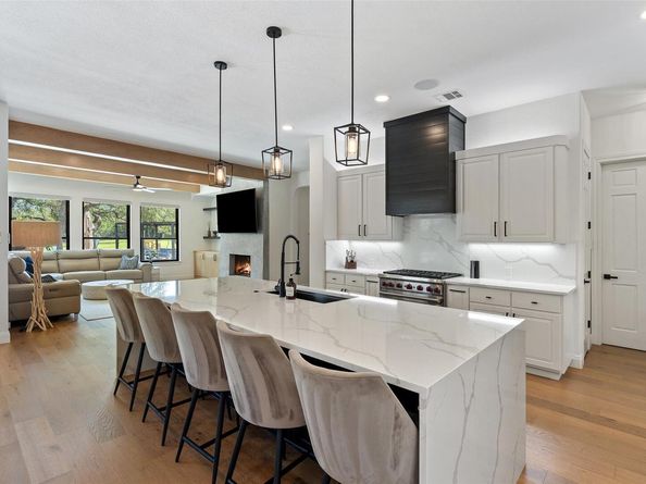 6009 Laguna Cliff LN, Austin TX 78734