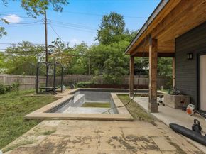 7512 Hardy DR, Austin TX 78757