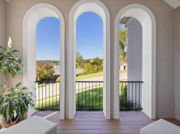 4205 Love Bird LN, Austin TX 78730