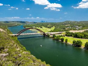 7205 Waldon DR N208, Austin TX 78750