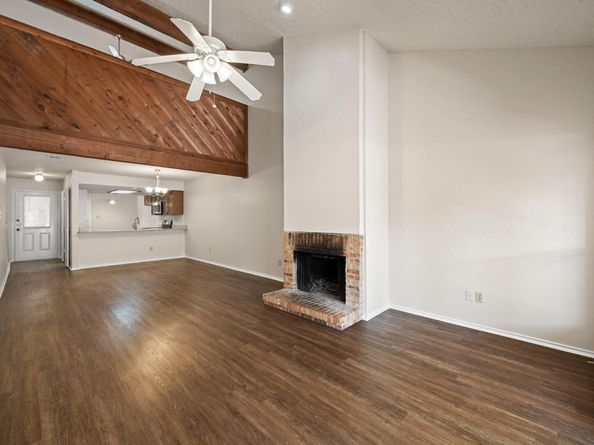 7205 Waldon DR N208, Austin TX 78750
