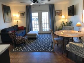 805 Terrell Hill DR, Austin TX 78704