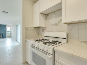 3431 North Hills DR 321, Austin TX 78731