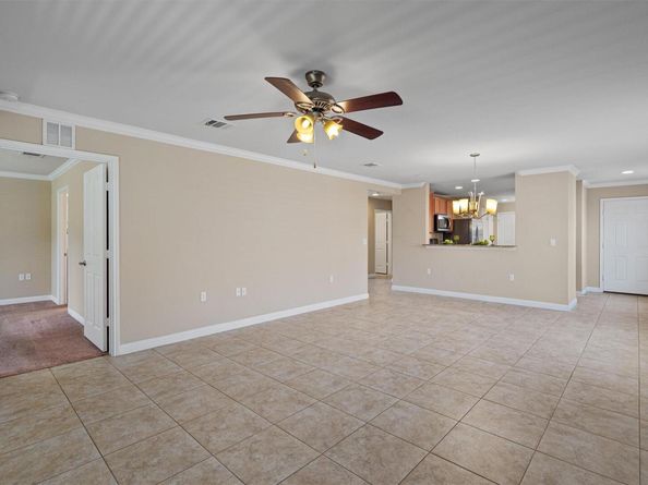 335 Salado Creek LN, Georgetown TX 78633