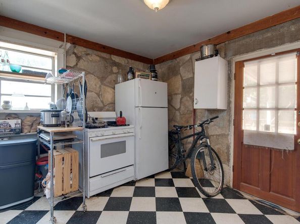 1609 Morgan LN, Austin TX 78704