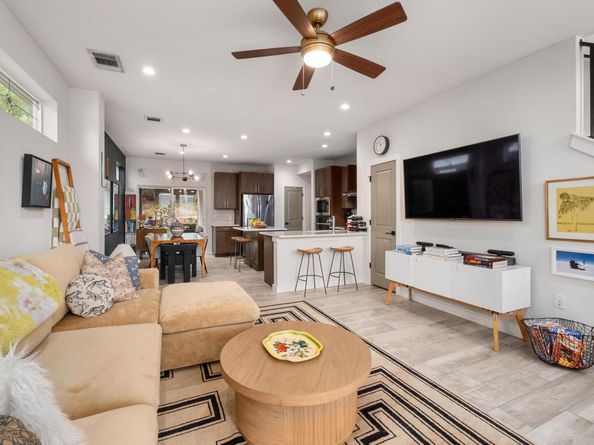 5202 Rob Scott ST, Austin TX 78721