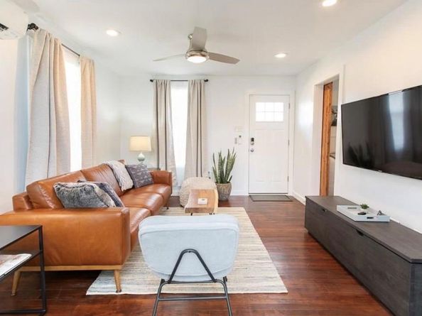 2903 E 13th ST, Austin TX 78702