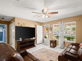 301 Tillery SQ W, Austin TX 78702