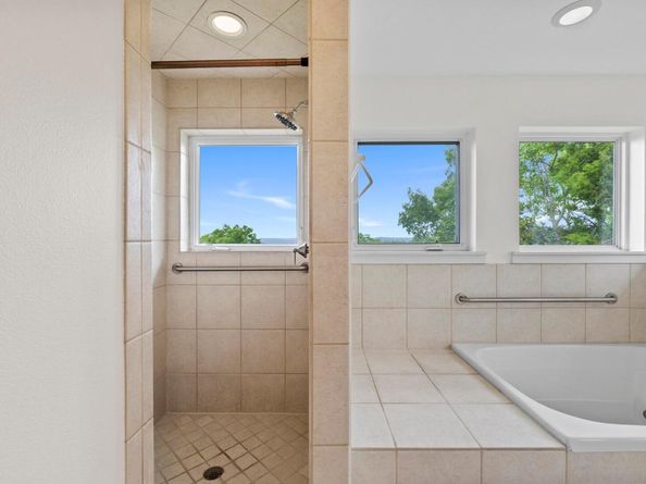 3800 Laurel Ledge LN, Austin TX 78731