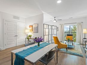 2213 Poquito ST 319, Austin TX 78722