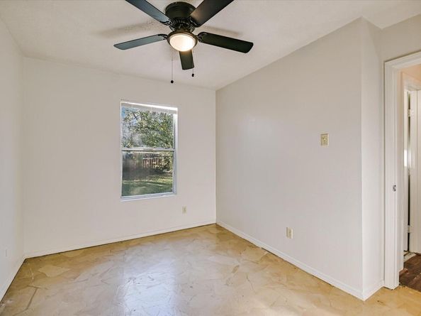 305 Regatta CT, Lakeway TX 78734