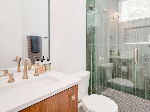 1208 Luna ST 1, Austin TX 78721