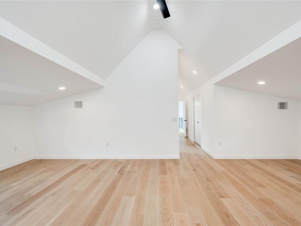 1208 Luna ST 1, Austin TX 78721