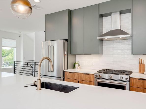 1208 Luna ST 1, Austin TX 78721