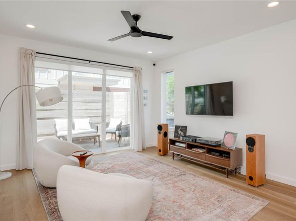 1208 Luna ST 1, Austin TX 78721