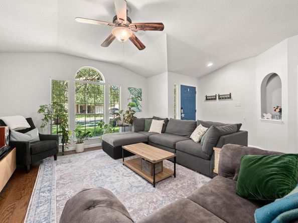 4604 Steed DR, Austin TX 78749