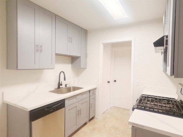 1900 Hearthside DR, Austin TX 78757