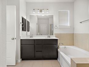 1101 E Parmer LN 318, Austin TX 78753