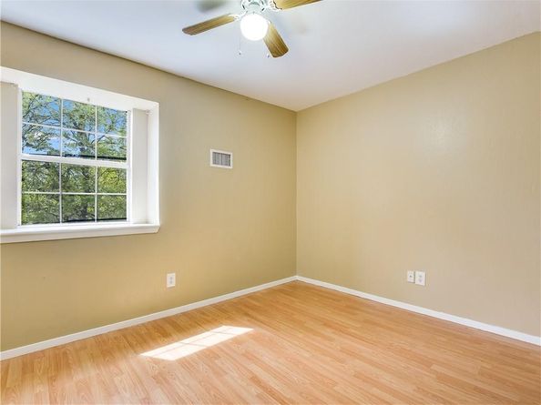 2201 mission hill CIR, Austin TX 78741